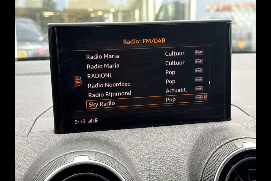 Audi Q2 35 TFSI epic | NL-auto | Stoelverw. | Clima | LED