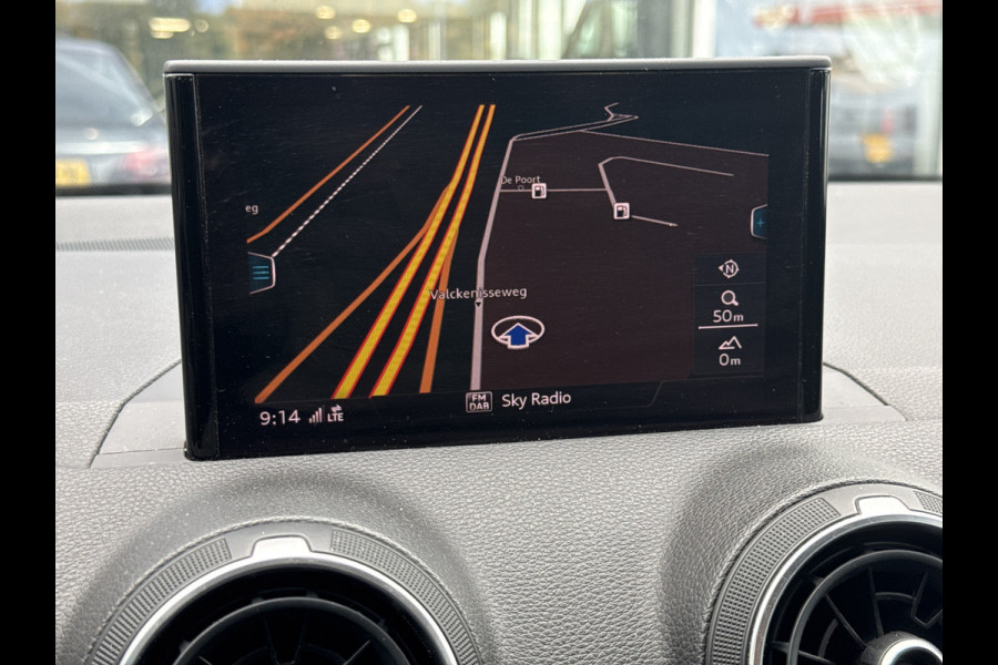 Audi Q2 35 TFSI epic | NL-auto | Stoelverw. | Clima | LED