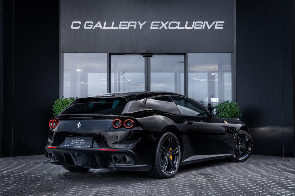 Ferrari GTC4 Lusso T 3.9 V8 - Nero Daytona | Passenger Display | Lift | Stoelkoeling | Memory Ferrari GTC4 Lusso T 3.9 V8 - Nero Daytona | Passenger Display | Lift | Stoelkoeling | Memory
