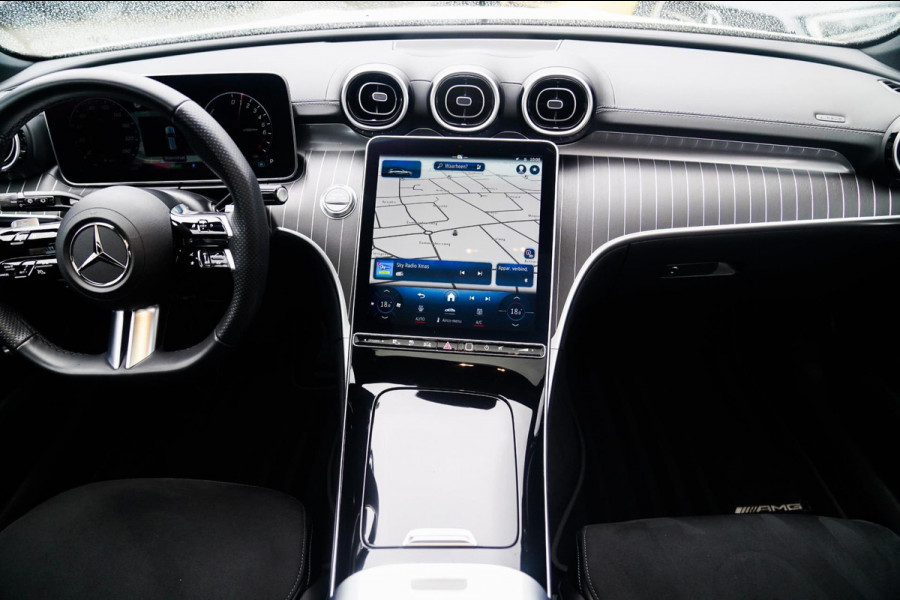 Mercedes-Benz C-Klasse Estate 300 e AMG Line | Pano | Burmester | Uitklapbare trekhaak Mercedes-Benz C-Klasse Estate 300 e AMG Line | Pano | Burmester | Uitklapbare trekhaak