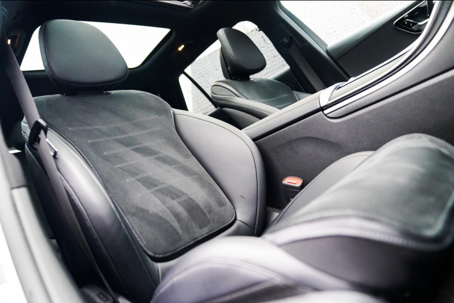 Mercedes-Benz C-Klasse Estate 300 e AMG Line | Pano | Burmester | Uitklapbare trekhaak Mercedes-Benz C-Klasse Estate 300 e AMG Line | Pano | Burmester | Uitklapbare trekhaak