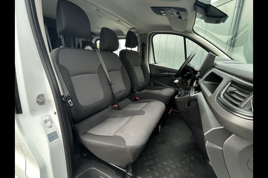 Renault Trafic 2.0 dCi / L2H1 / DUBBEL CABINE / 6-PERSOONS DUBBELE CABINE / AIRCO / CRUISE / NAVI / BLUETOOTH / 3-ZITS / PDC