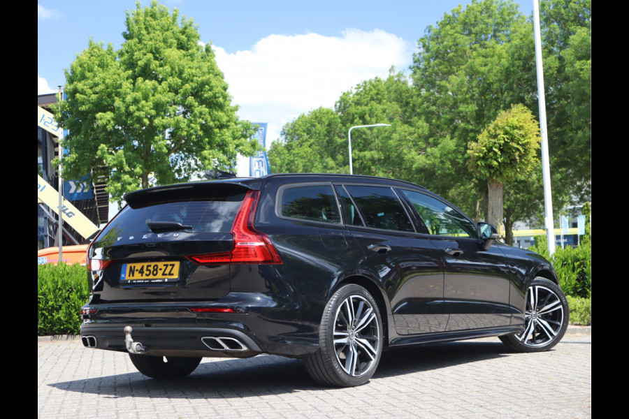 Volvo V60 2.0 B3 Momentum / Bodykit / Sportstoelen
