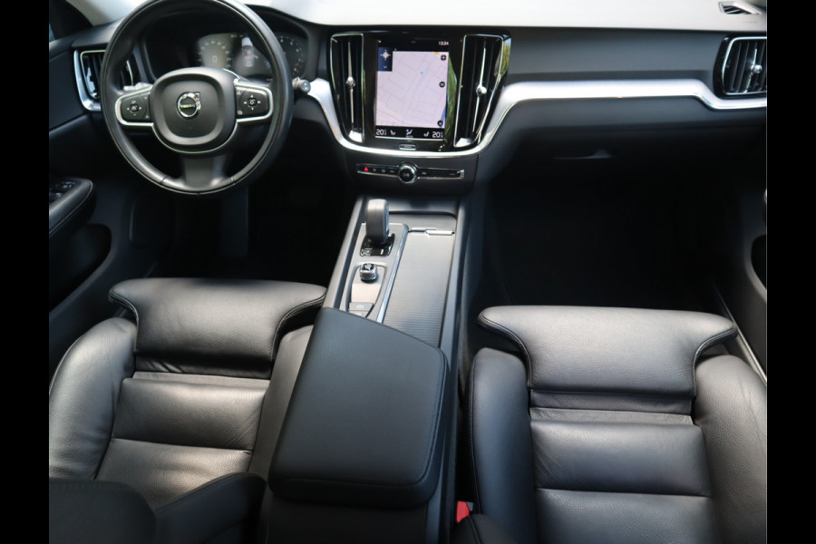 Volvo V60 2.0 B3 Momentum / Bodykit / Sportstoelen