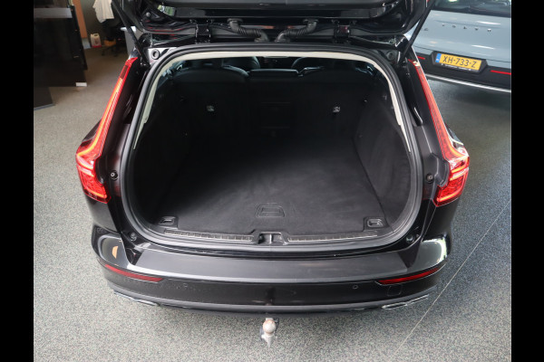 Volvo V60 2.0 B3 Momentum / Bodykit / Sportstoelen