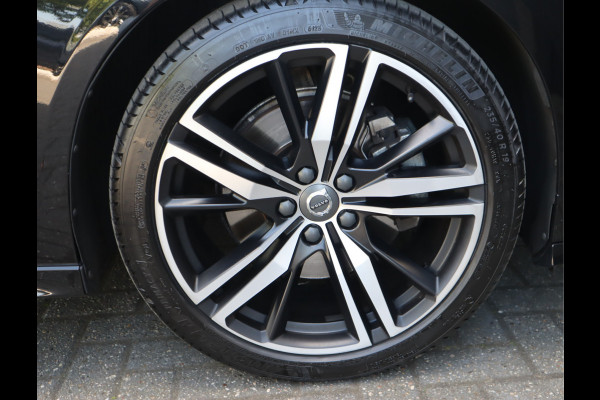 Volvo V60 2.0 B3 Momentum / Bodykit / Sportstoelen
