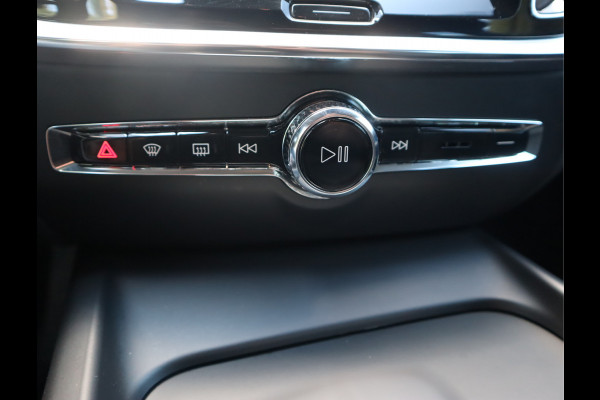 Volvo V60 2.0 B3 Momentum / Bodykit / Sportstoelen