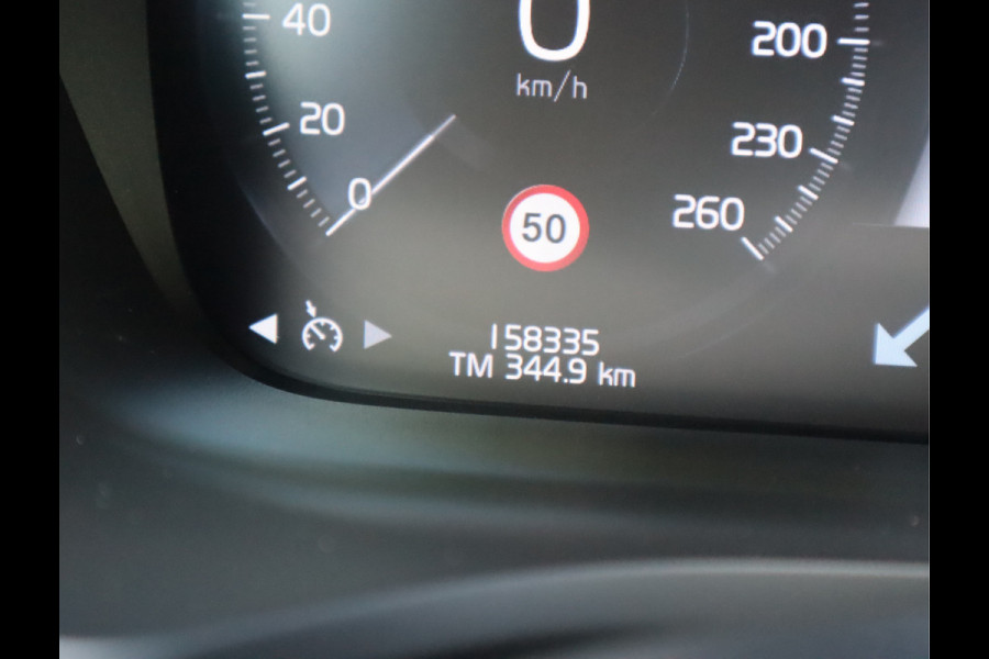 Volvo V60 2.0 B3 Momentum / Bodykit / Sportstoelen