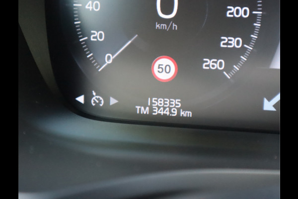 Volvo V60 2.0 B3 Momentum / Bodykit / Sportstoelen