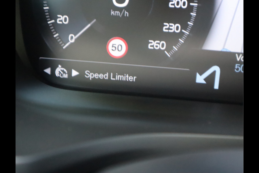 Volvo V60 2.0 B3 Momentum / Bodykit / Sportstoelen