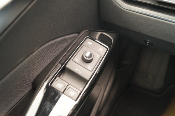 Volkswagen ID.3 Life 58kWh -NAVI-ECC-PDC- Volkswagen ID.3 Life 58kWh -NAVI-ECC-PDC-