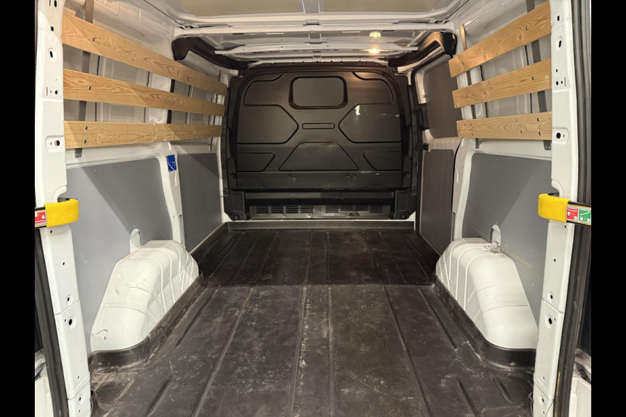 Ford Transit Custom 280 2.0 TDCI L1H1 Trend Airco Bluetooth Navi 3zits Trekhaak PDC Ford Transit Custom 280 2.0 TDCI L1H1 Trend Airco Bluetooth Navi 3zits Trekhaak PDC