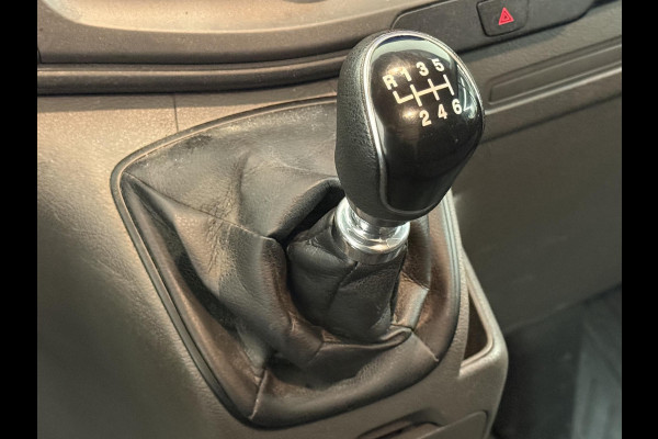 Ford Transit Custom 280 2.0 TDCI L1H1 Trend Airco Bluetooth Navi 3zits Trekhaak PDC Ford Transit Custom 280 2.0 TDCI L1H1 Trend Airco Bluetooth Navi 3zits Trekhaak PDC