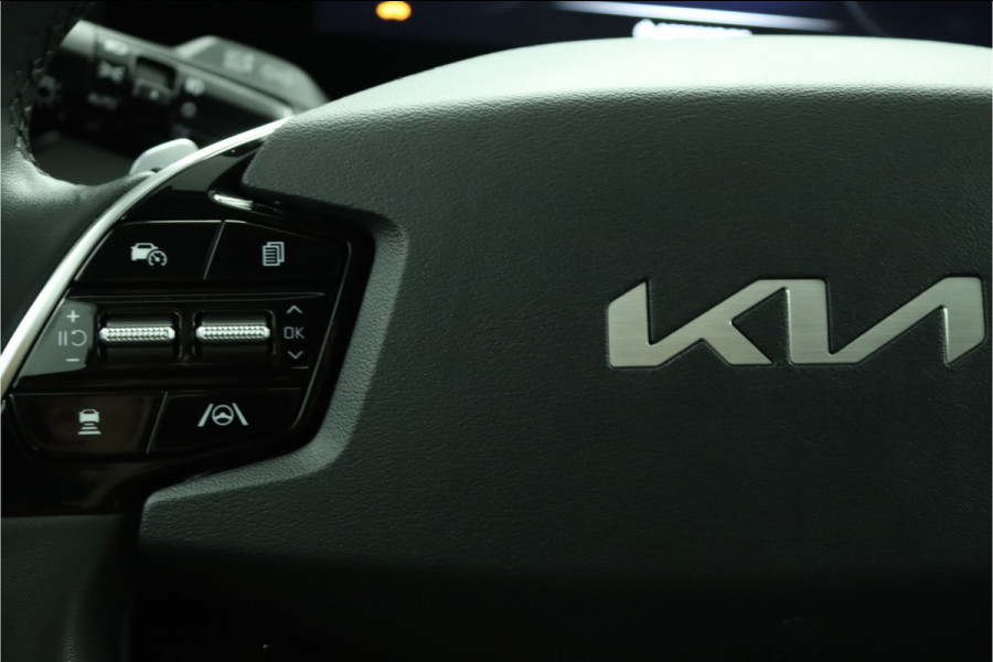 Kia Niro EV DynamicLine 64.8 kWh Apple Carplay/Android Auto - Cruise Control - Navigatie -  Keyless entry - Fabrieksgarantie tot 07-2031 Kia Niro EV DynamicLine 64.8 kWh Apple Carplay/Android Auto - Cruise Control - Navigatie -  Keyless entry - Fabrieksgarantie tot 07-2031