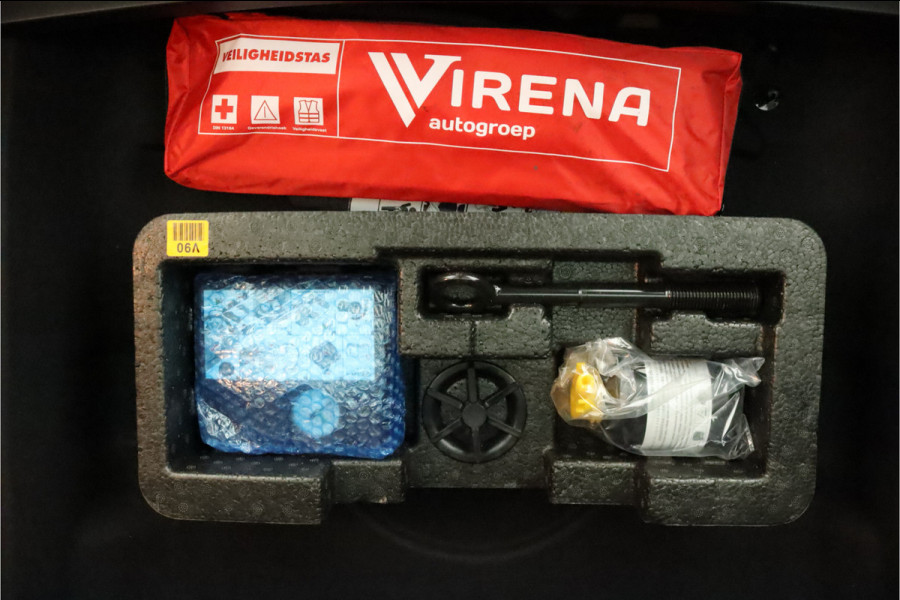 Kia Niro EV DynamicLine 64.8 kWh Apple Carplay/Android Auto - Cruise Control - Navigatie -  Keyless entry - Fabrieksgarantie tot 07-2031 Kia Niro EV DynamicLine 64.8 kWh Apple Carplay/Android Auto - Cruise Control - Navigatie -  Keyless entry - Fabrieksgarantie tot 07-2031