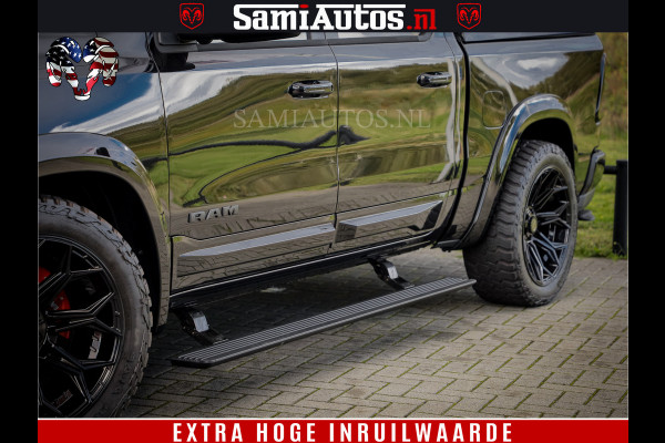 Dodge Ram 1500 Night Premium | Full Option | De Meest Luxe Pick-Up in zijn Klasse | Comfortabele Dubbele Cabine met Royale 5 Zitplaatsen | BPM vrij | Nu Leverbaar uit Voorraad | Voorraad Nr 2200 - 0886