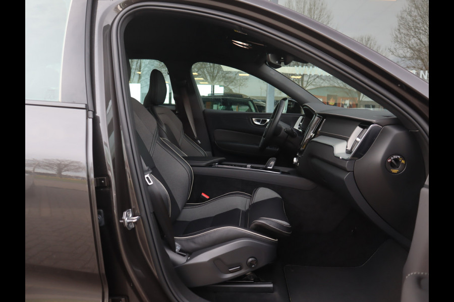 Volvo XC60 2.0 B4 R-Design /  Leder / Facelift / 21-inch Lichtmetaal