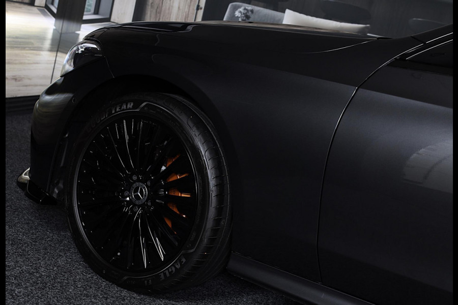 Mercedes-Benz CLE Coupé 300 e AMG Line / Head Up / 360 Camera / Acc / Lane Assist / BURMESTER / Elek Stoelen / Memory / Pano / 20