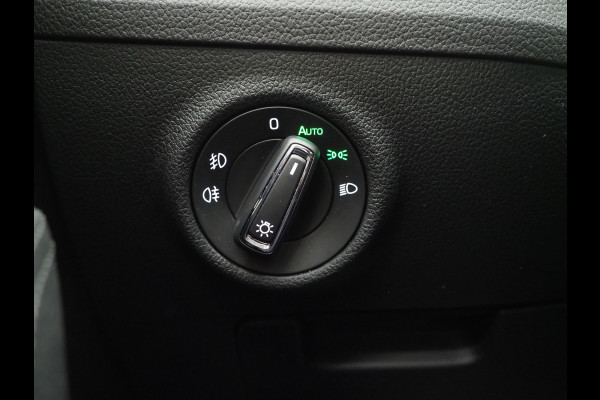Škoda Superb Combi 1.4 TSI iV 218PK Style | Leder | Trekhaak | Adaptive Cruise | Virtual | Keyless | Memory | Carplay Škoda Superb Combi 1.4 TSI iV 218PK Style | Leder | Trekhaak | Adaptive Cruise | Virtual | Keyless | Memory | Carplay