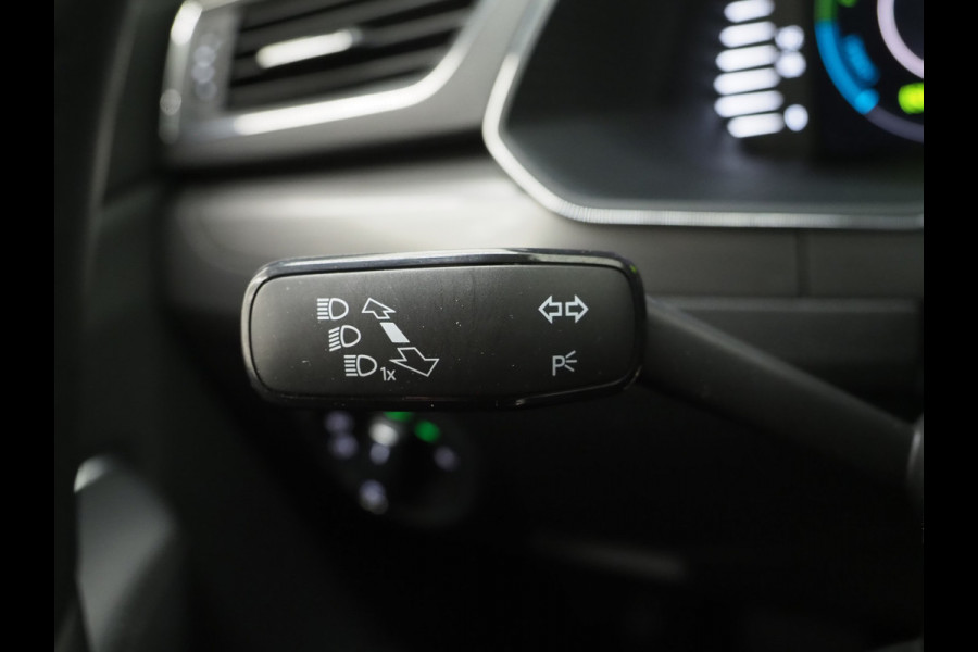 Škoda Superb Combi 1.4 TSI iV 218PK Style | Leder | Trekhaak | Adaptive Cruise | Virtual | Keyless | Memory | Carplay Škoda Superb Combi 1.4 TSI iV 218PK Style | Leder | Trekhaak | Adaptive Cruise | Virtual | Keyless | Memory | Carplay