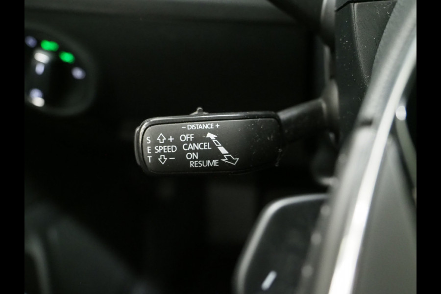 Škoda Superb Combi 1.4 TSI iV 218PK Style | Leder | Trekhaak | Adaptive Cruise | Virtual | Keyless | Memory | Carplay Škoda Superb Combi 1.4 TSI iV 218PK Style | Leder | Trekhaak | Adaptive Cruise | Virtual | Keyless | Memory | Carplay