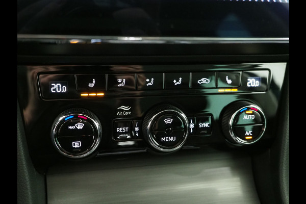 Škoda Superb Combi 1.4 TSI iV 218PK Style | Leder | Trekhaak | Adaptive Cruise | Virtual | Keyless | Memory | Carplay Škoda Superb Combi 1.4 TSI iV 218PK Style | Leder | Trekhaak | Adaptive Cruise | Virtual | Keyless | Memory | Carplay