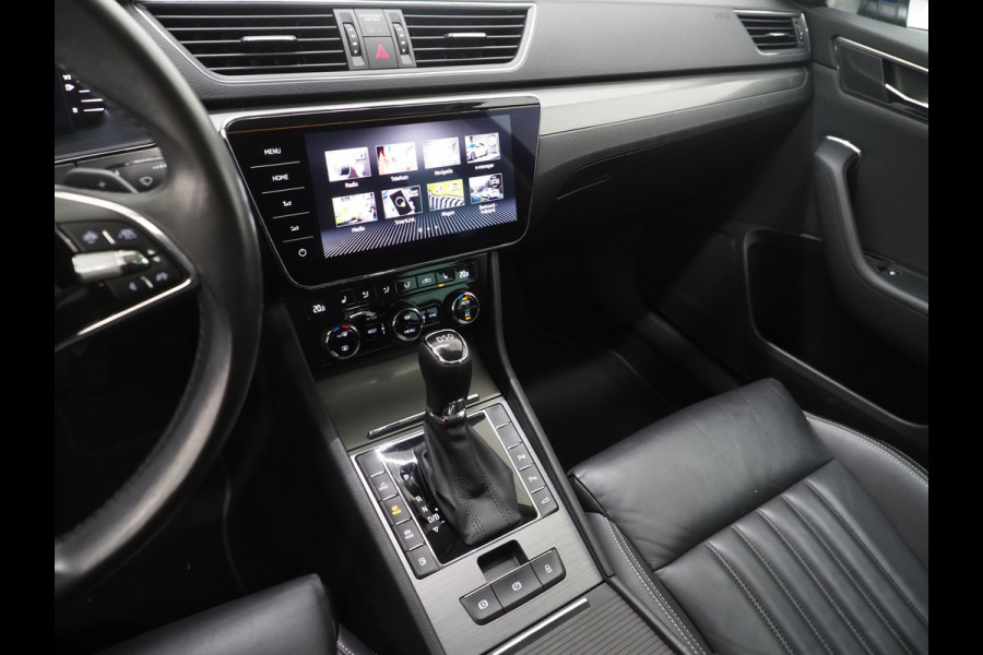 Škoda Superb Combi 1.4 TSI iV 218PK Style | Leder | Trekhaak | Adaptive Cruise | Virtual | Keyless | Memory | Carplay Škoda Superb Combi 1.4 TSI iV 218PK Style | Leder | Trekhaak | Adaptive Cruise | Virtual | Keyless | Memory | Carplay