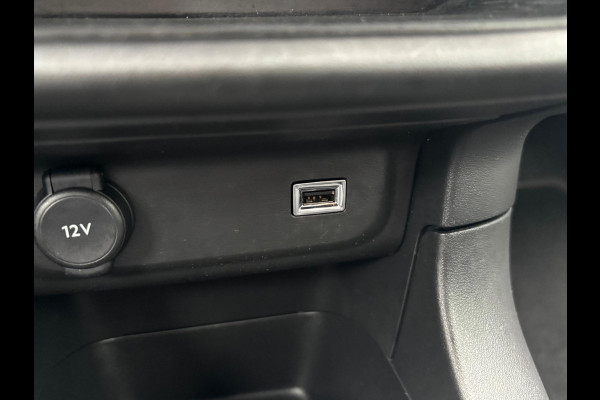 Citroën C3 1.2 PureTech C-Series 110pk | Rijklaar geleverd incl 12 maanden BOVAG garantie! |