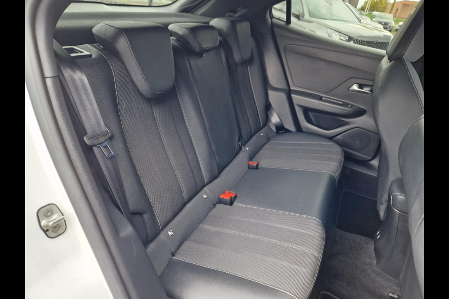 Opel Mokka 1.2 EAT8 130PK /1e eigenaar /garantie Opel Mokka 1.2 EAT8 130PK /1e eigenaar /garantie