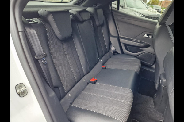 Opel Mokka 1.2 EAT8 130PK /1e eigenaar /garantie Opel Mokka 1.2 EAT8 130PK /1e eigenaar /garantie