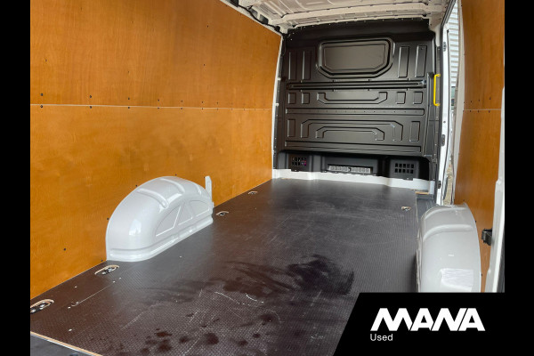 Volkswagen Crafter 2.0 TDI 140PK L3H2 Automaat Comfortline Carplay Camera Cruise control Camera Volkswagen Crafter 2.0 TDI 140PK L3H2 Automaat Comfortline Carplay Camera Cruise control Camera