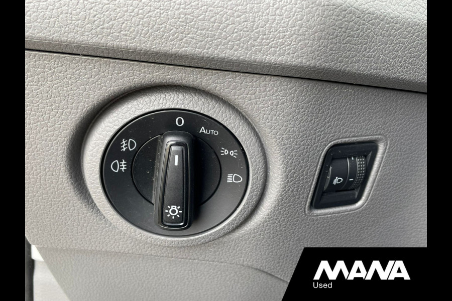 Volkswagen Crafter 2.0 TDI 140PK L3H2 Automaat Comfortline Carplay Camera Cruise control Camera Volkswagen Crafter 2.0 TDI 140PK L3H2 Automaat Comfortline Carplay Camera Cruise control Camera