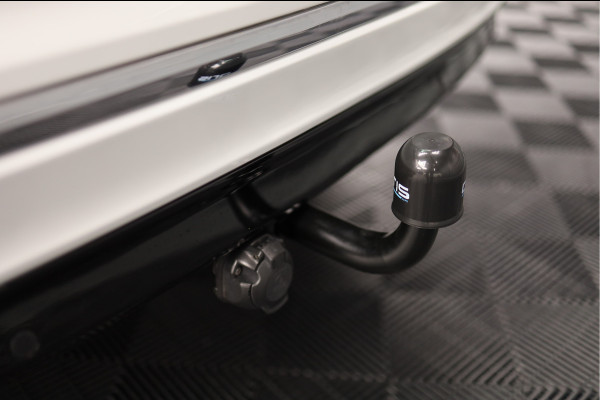 Volkswagen Tiguan 2.0 TSI 4Motion Highline Business R | R Line binnen & buiten | Automaat | 4x4 | Trekhaak | hoge instap | BTW voor bedrijven verekenbaar |