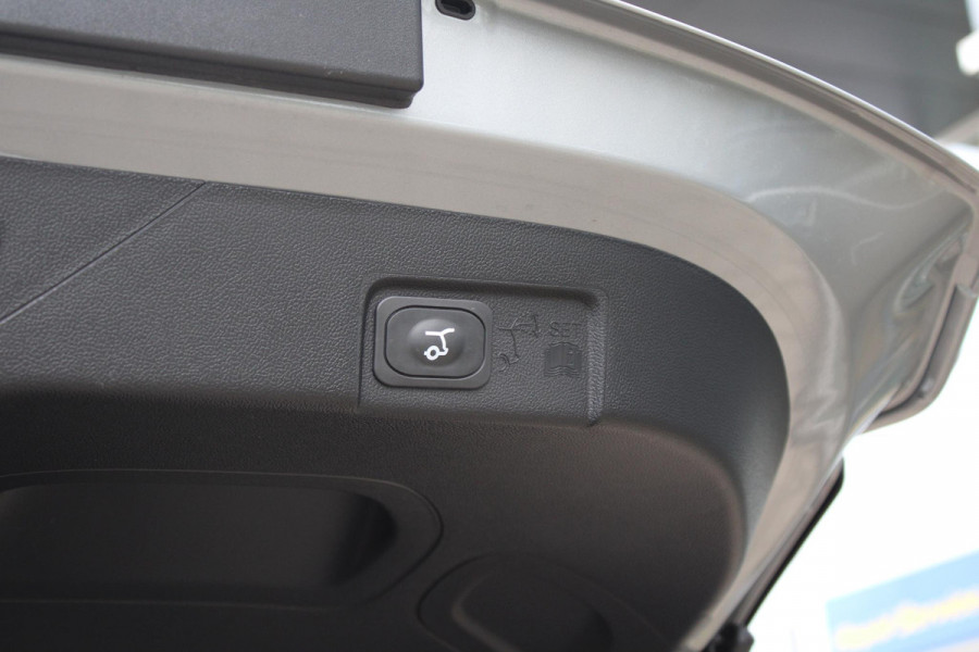 Ford Puma 1.0 EcoBoost Hybrid ST-Line X | SCI | NIEUWE MODEL! | Afneembare trekhaak |  Adaptive cruise control | 360graden camera | Winter Pack  | Dodehoekdetectie | Half Leder | Bang&Olufsen audio