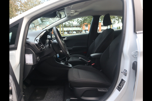 Ford Fiesta 1.0 EcoBoost Hybrid Titanium Ford Fiesta 1.0 EcoBoost Hybrid Titanium