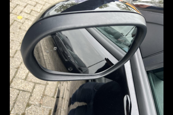 Ford Puma 1.0 EcoBoost Hybrid ST-Line X 125pk | NIEUWE MODEL! |Driver Assistance Pack | Matrix Led Koplampen | Winterpack | All Weather banden | Panorama dak