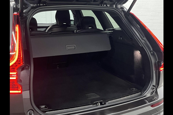 Volvo XC60 B4 Plus Dark Adapt. cruise | Stoel-/Stuurverwarming | Pilot assist | Memory seats | Google Maps | Carplay Volvo XC60 B4 Plus Dark Adapt. cruise | Stoel-/Stuurverwarming | Pilot assist | Memory seats | Google Maps | Carplay