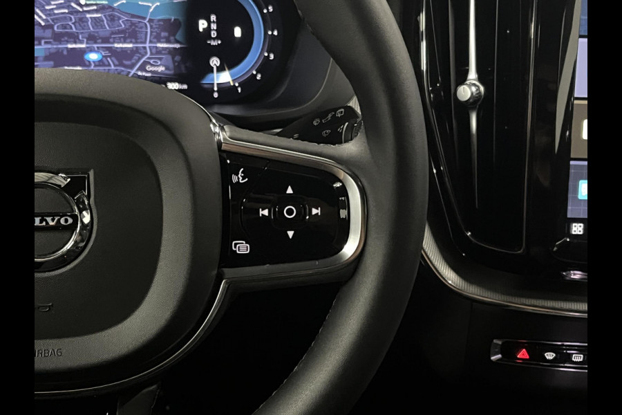 Volvo XC60 B4 Plus Dark Adapt. cruise | Stoel-/Stuurverwarming | Pilot assist | Memory seats | Google Maps | Carplay Volvo XC60 B4 Plus Dark Adapt. cruise | Stoel-/Stuurverwarming | Pilot assist | Memory seats | Google Maps | Carplay