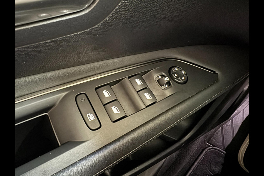 Peugeot 3008 1.2 PureTech Blue Lease Premium AUTOMAAT CAMERA CARPLAY HALF LEDER