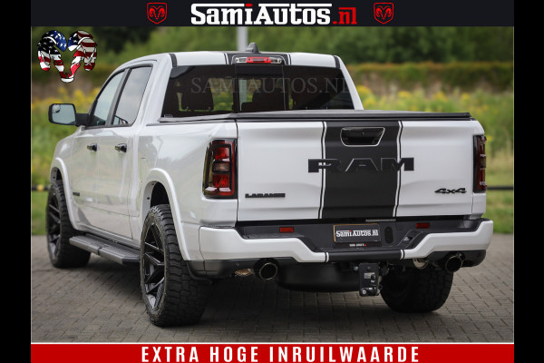 Dodge Ram 1500 Night Premium | Full Option | De Meest Luxe Pick-Up in zijn Klasse | Comfortabele Dubbele Cabine met Royale 5 Zitplaatsen | BPM vrij | Nu Leverbaar uit Voorraad | Voorraad Nr 2230 - 8765 Dodge Ram 1500 Night Premium | Full Option | De Meest Luxe Pick-Up in zijn Klasse | Comfortabele Dubbele Cabine met Royale 5 Zitplaatsen | BPM vrij | Nu Leverbaar uit Voorraad | Voorraad Nr 2230 - 8765