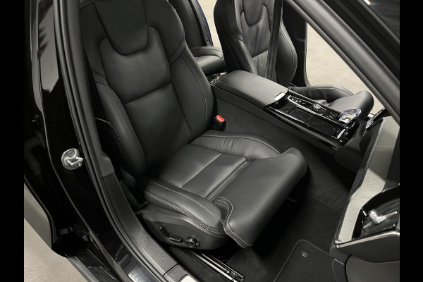 Volvo S60 2.0 Recharge T8 AWD Ultimate Dark *455 PK* | Massage | Open dak | Bowers & Wilkins | Adapt. cruise | Stoelventilatie & Stoelverwarming Volvo S60 2.0 Recharge T8 AWD Ultimate Dark *455 PK* | Massage | Open dak | Bowers & Wilkins | Adapt. cruise | Stoelventilatie & Stoelverwarming