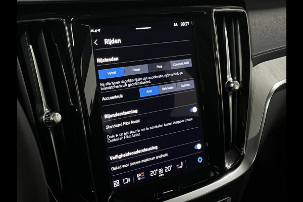 Volvo S60 2.0 Recharge T8 AWD Ultimate Dark *455 PK* | Massage | Open dak | Bowers & Wilkins | Adapt. cruise | Stoelventilatie & Stoelverwarming Volvo S60 2.0 Recharge T8 AWD Ultimate Dark *455 PK* | Massage | Open dak | Bowers & Wilkins | Adapt. cruise | Stoelventilatie & Stoelverwarming