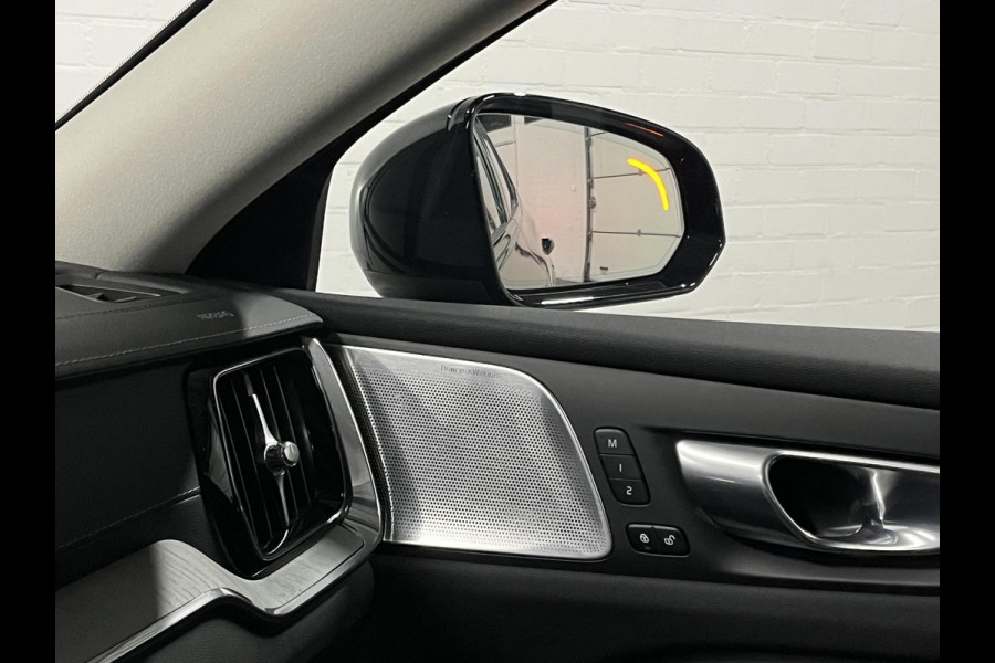 Volvo S60 2.0 Recharge T8 AWD Ultimate Dark *455 PK* | Massage | Open dak | Bowers & Wilkins | Adapt. cruise | Stoelventilatie & Stoelverwarming Volvo S60 2.0 Recharge T8 AWD Ultimate Dark *455 PK* | Massage | Open dak | Bowers & Wilkins | Adapt. cruise | Stoelventilatie & Stoelverwarming