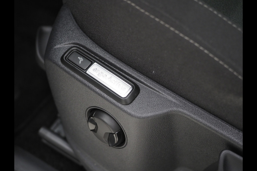 Volkswagen Tiguan 1.4 TSI eHybrid Elegance | Panoramadak | Massage | Trekhaak | Adaptive Cruise | Camera | Carplay