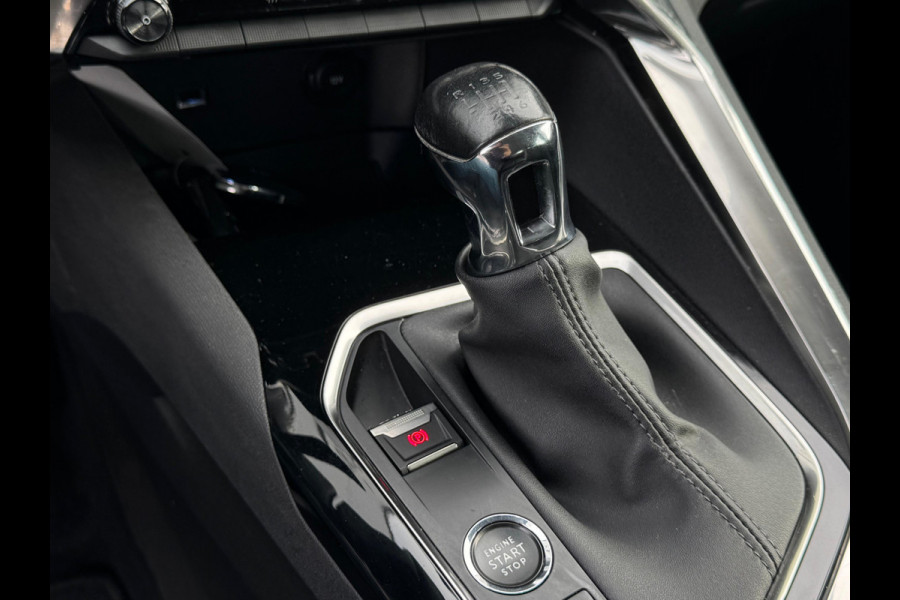 Peugeot 3008 1.2 PureTech Blue Lease Active NL AUTO | CAMERA | TREKHAAK | CARPLAY |