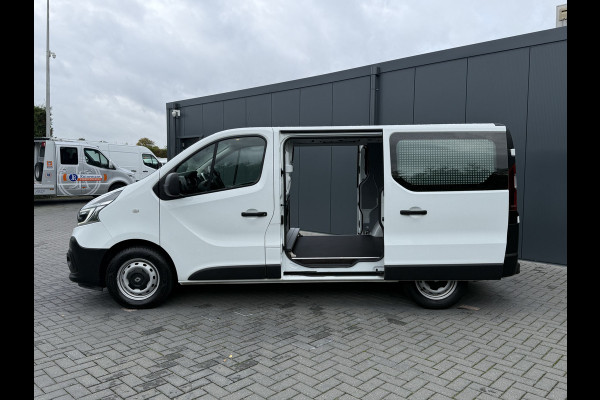 Renault Trafic 2.0 dCi 145 PK AUTOMAAT / L1H1 / 2x SCHUIFDEUR / TREKHAAK / AIRCO / CRUISE / 3-ZITS / LED