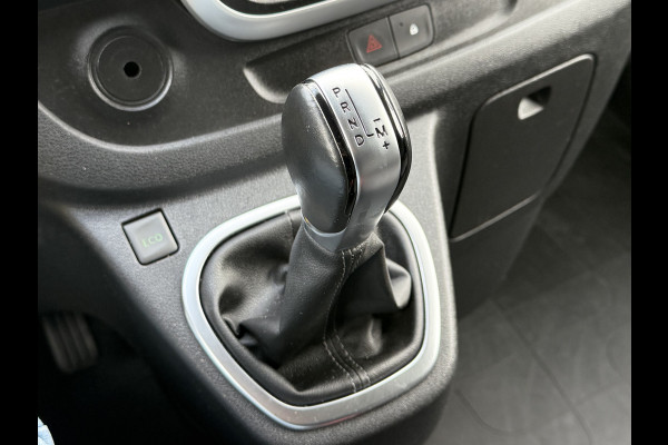 Renault Trafic 2.0 dCi 145 PK AUTOMAAT / L1H1 / 2x SCHUIFDEUR / TREKHAAK / AIRCO / CRUISE / 3-ZITS / LED