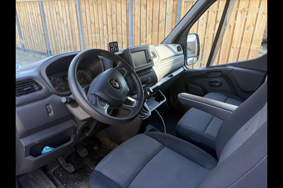 Renault Master T28 2.3 dCi 135 L1H1 | Trekhaak | 136PK | Nieuwstaat | Renault Master T28 2.3 dCi 135 L1H1 | Trekhaak | 136PK | Nieuwstaat |
