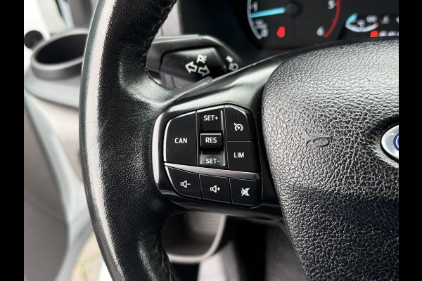 Ford Transit Custom 2.0 TDCI 130 PK AUTOMAAT / L2H1 / TREND / TREKHAAK / CRUISE / CAMERA / NAVI / LED