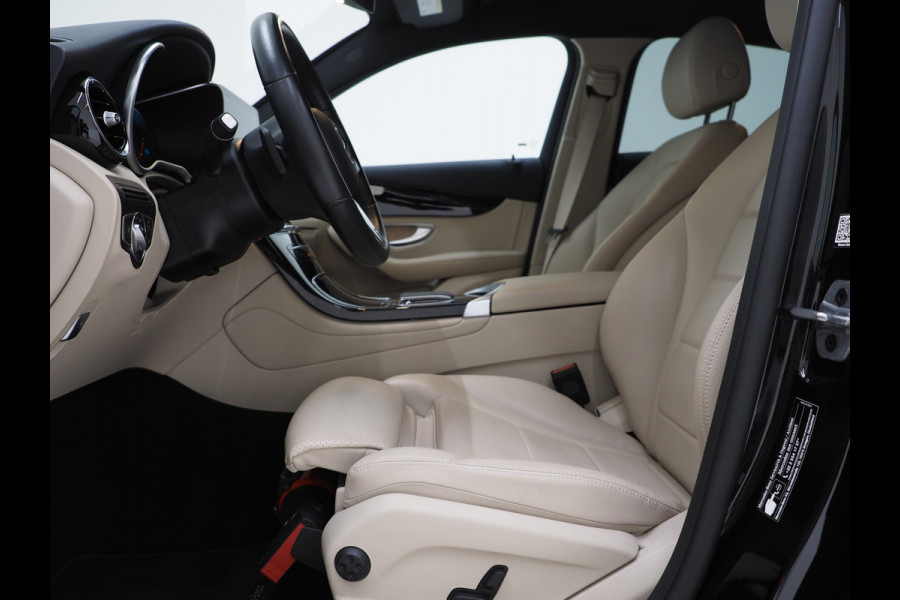 Mercedes-Benz GLC Coupé 300e 4MATIC | Virtual | Leder | Camera | LED | Cruise | DAB | Carplay Mercedes-Benz GLC Coupé 300e 4MATIC | Virtual | Leder | Camera | LED | Cruise | DAB | Carplay